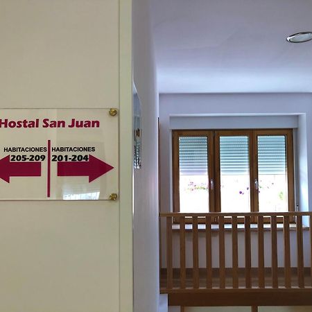 Hostal San Juan Sahagún Exterior foto